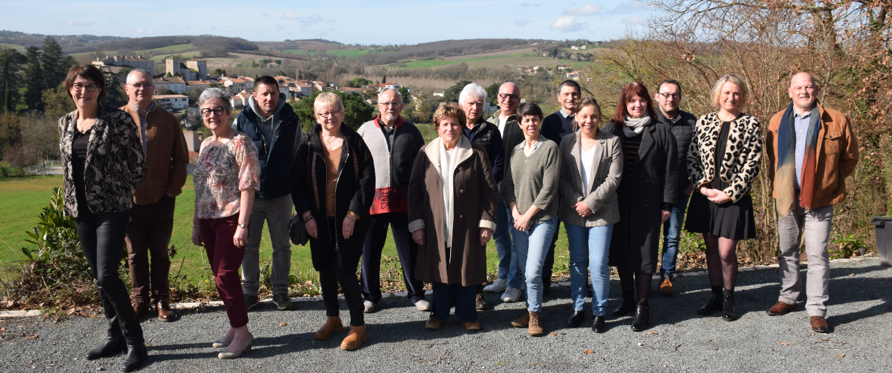 Photo des personnes sur la liste Agir Pour Aubiac candidate aux élections municipales